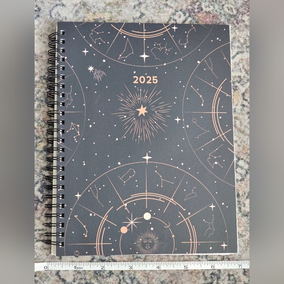 2025 Weekly Planner (Jan. 2025 - Dec. 2025) - Picture 6 of 7